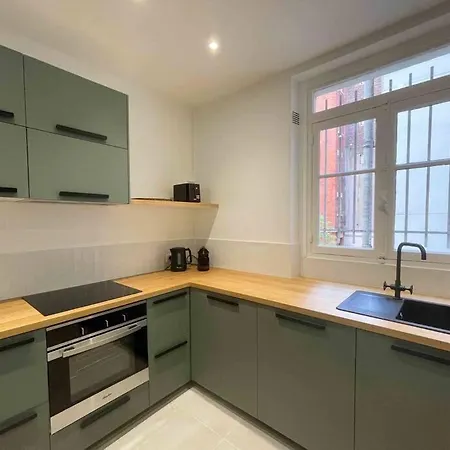Apartamento Charming 3 Bedroom Haussmannien In 17th